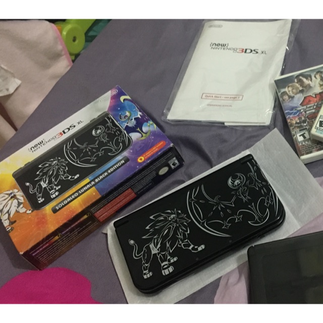 Máy chơi game Nintendo New 3DS XL Solgaleo Lunala Edition like new(đã hack)
