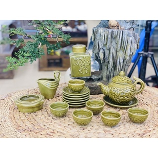 Bộ ấm chén Bát Tràng hoa mai khắc nổi, men bã chè cổ