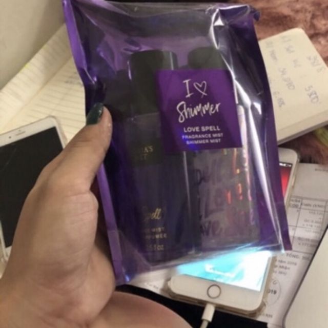 Xịt toàn thân Victoria