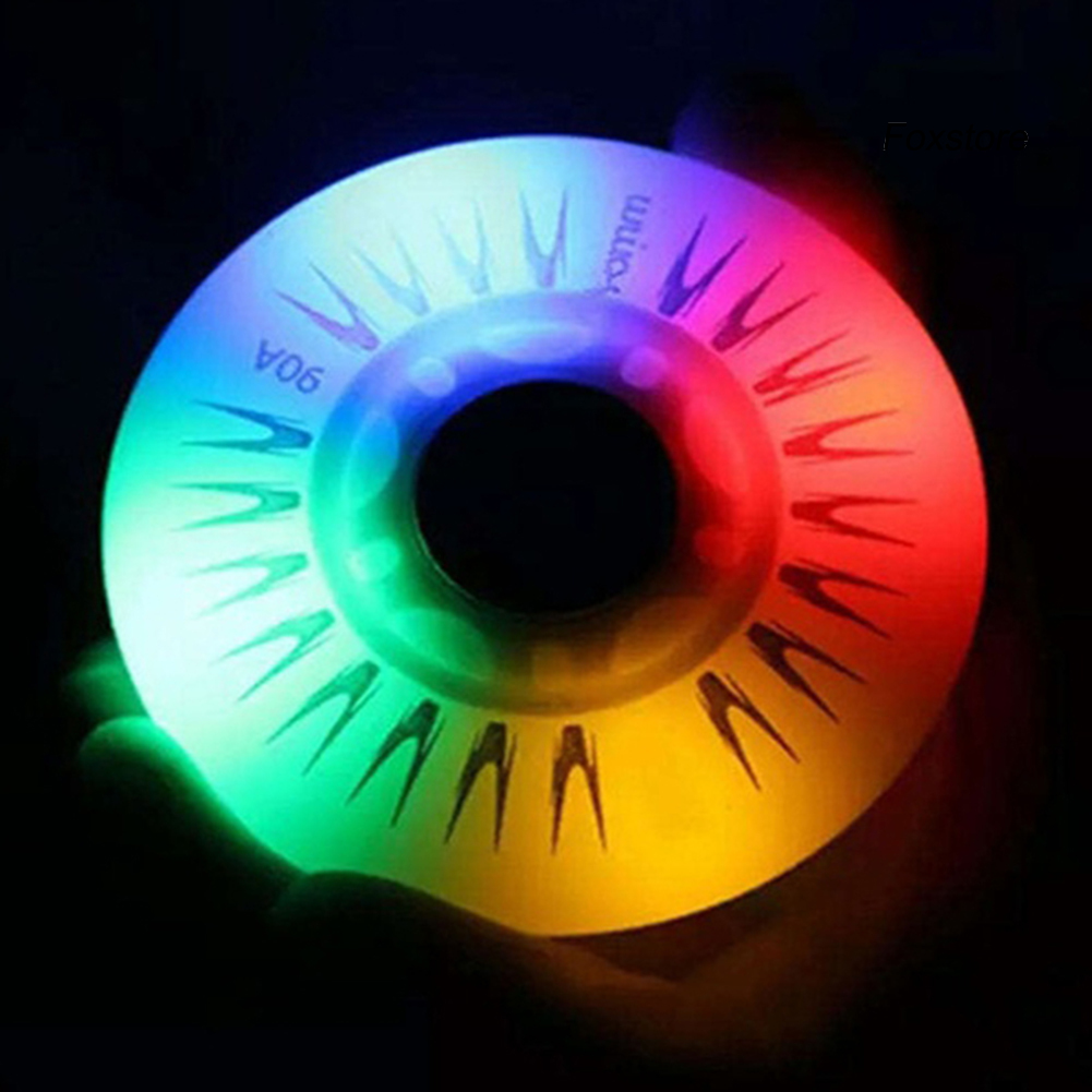 Bánh xe patin có đèn led (loại tốt), cao su có độ bám đường rất tốt