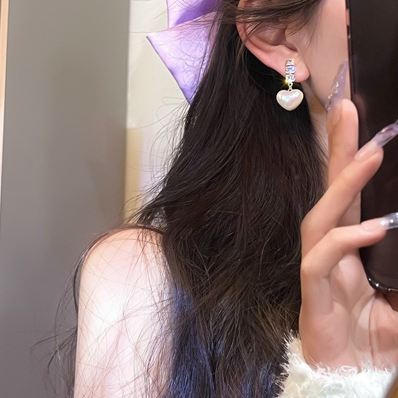 Bông tai thời trang nữ cườm trái tim BTJ444