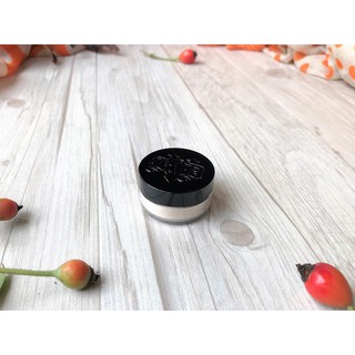 Phấn phủ mini không màu Kat Von D - Lock it