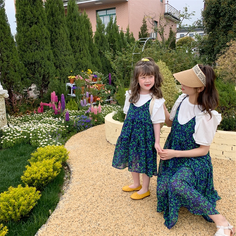 Đầm In Hoa + ÁO Thun Cho Mẹ Và Bé