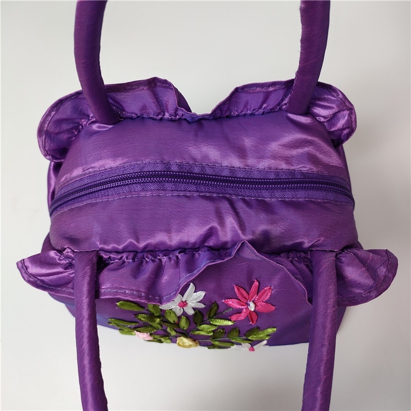 Túi Xách Tay  Lụa Thêu Hoa Phong Cách Cổ Điển 2N017-2 Ngân shop