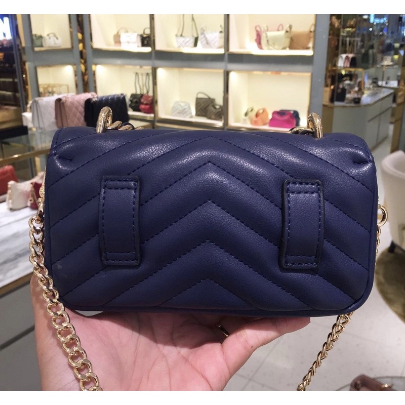 Túi lyn lady khoá tròn huy hiệu