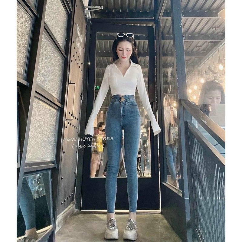 Quần bò ôm cạp cao khuy lệch