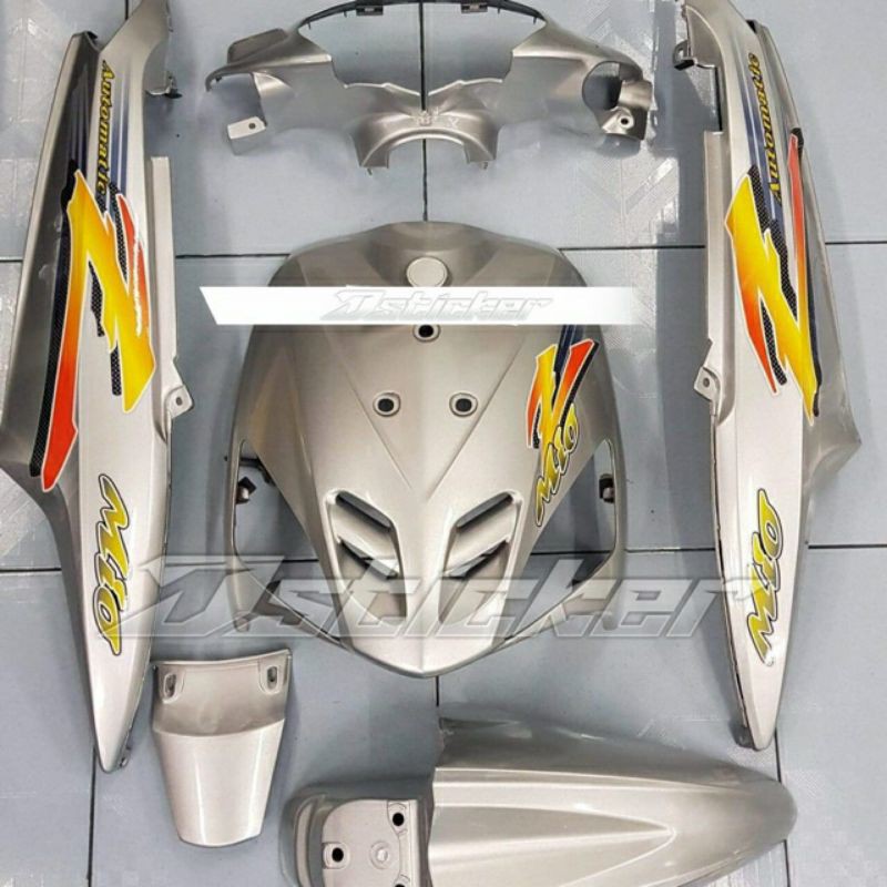 Tem Rời Mio Chữ Z Dán Xe Bạc - Tặng Logo