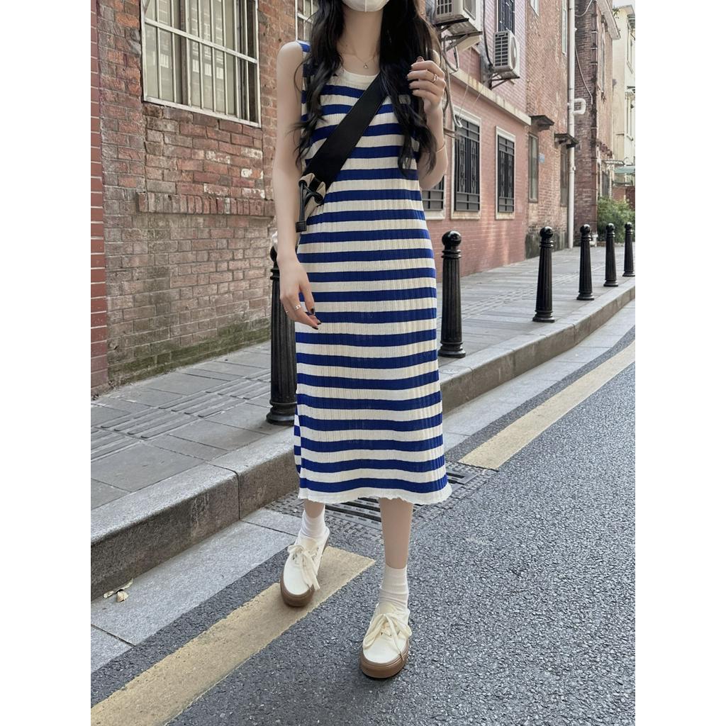 Đầm SáT NáCh Kẻ SọC TrắNg / Xanh Dương Xinh XắN