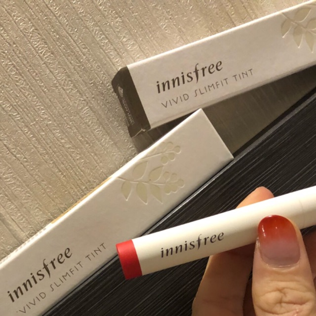 Son Innisfree Vivid Slimfit Tint