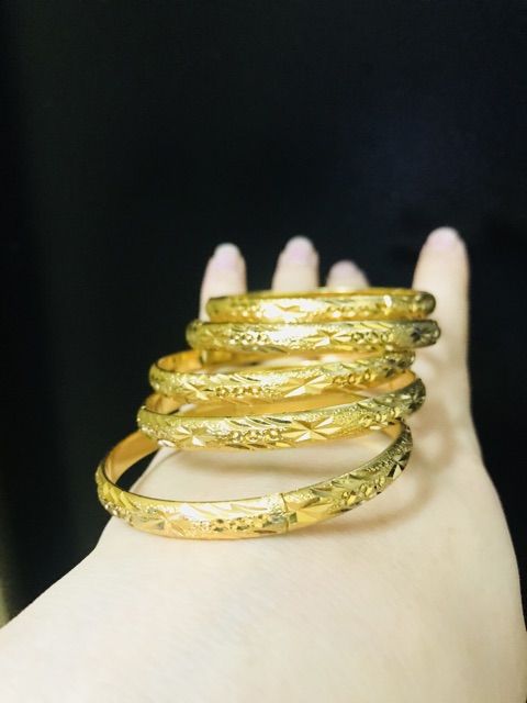 Vòng tay nữ mạ vàng chạm khắc khía tinh tế siêu rẻ (Vàng)