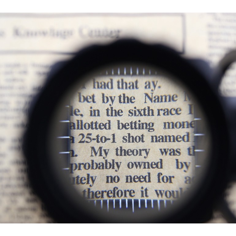 Kính Lúp 20X Có Thước Đo