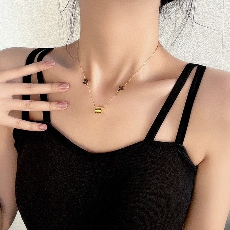 Vòng Tay Dây Chuyền Mặt Cỏ Bốn Lá Thời Trang