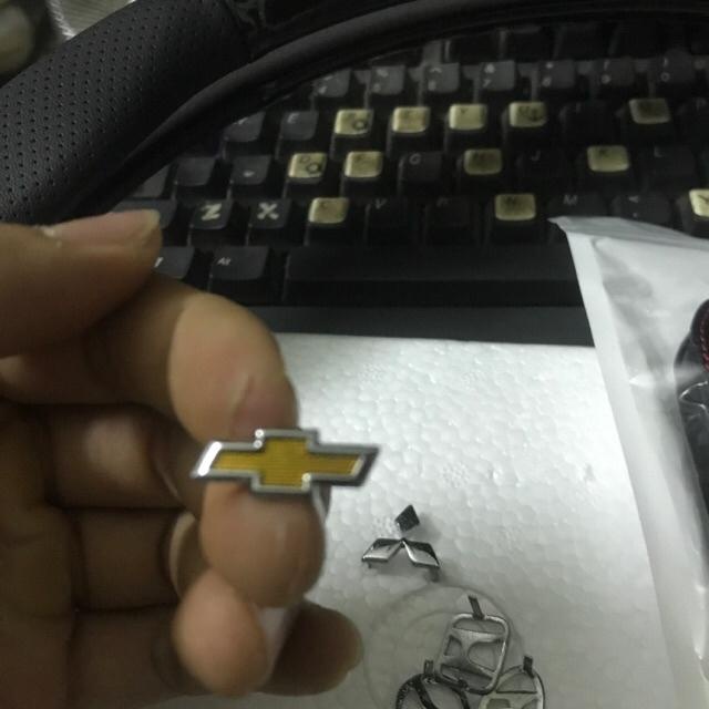 Logo các Hãng xe ô tô bằng kim loại - chọn mẫu
