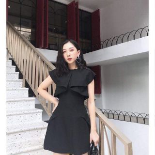 [ ĐẦM ĐỘC LẠ] ĐẦM ĐEN SANG CHẢNH CHÍT EO