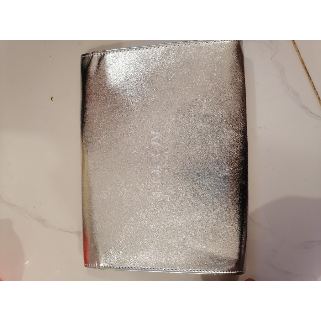 (Hàng Sample) Ví bao thư cầm tay Crystal Envelop L'oreal Paris