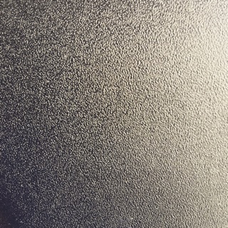 Giấy dán kính mầu đen nhám kt 200x122