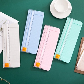 Bàn Cắt Giấy A4 A5 Mini thông minh tiện dụng cho học sinh văn phòng - Gấu Xám House