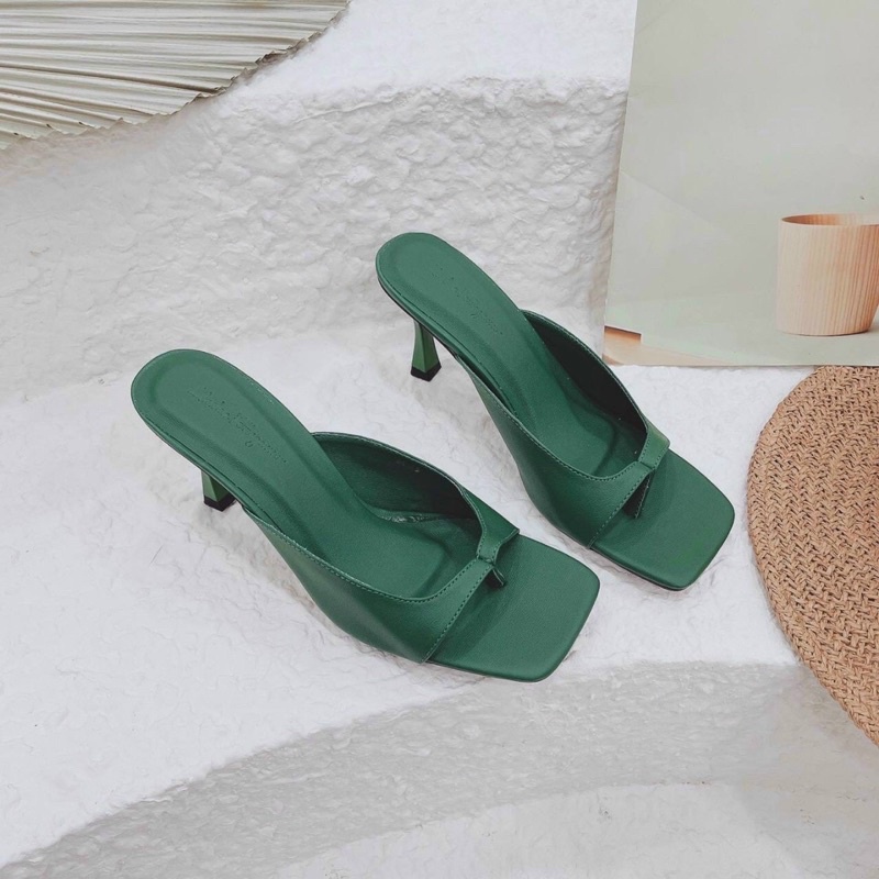 DÉP BẢNG DA XỎ NGÓN KIỂU SIÊU ĐỘC LẠ