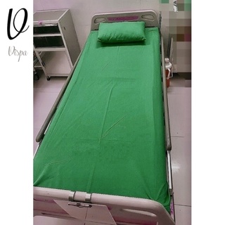 Ga xanh trải giường phẫu thuật.
