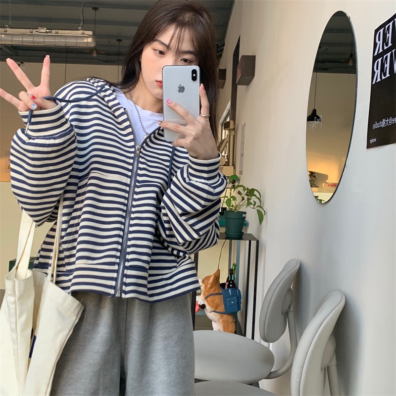 Áo Khoác Hoodie Croptop Kẻ Sọc Thời Trang Hàn Quốc Cổ Điển 2 Màu Tùy Chọn Cho Nữ | BigBuy360 - bigbuy360.vn