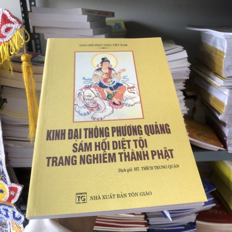 [Mã SMI23 giảm 8% đơn 300K] Kệ kinh đại thông phương quảng sám hối diệt tội trang nghiêm thành phật