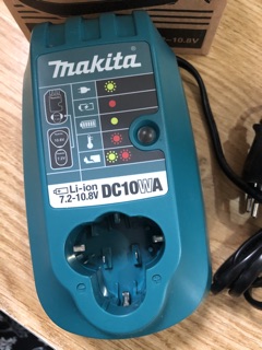 Đế sạc pin Makita DC10WA