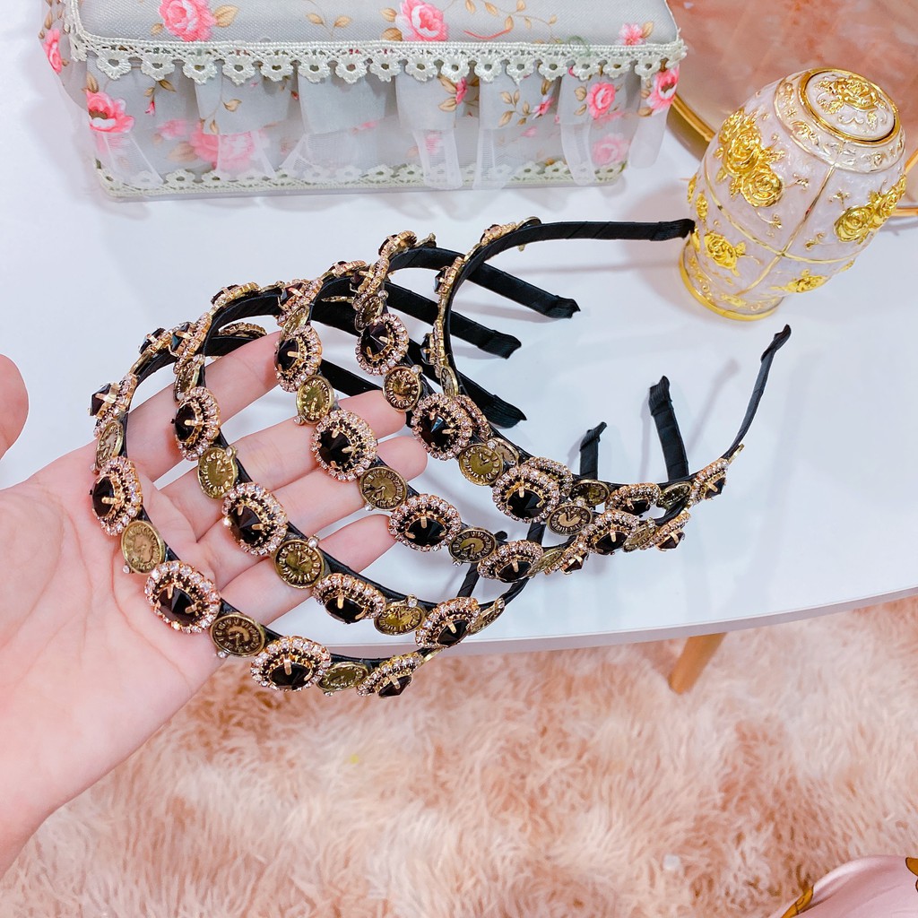 Cài tóc đồng tiền hotgirl