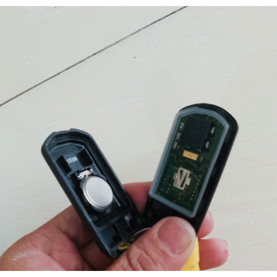 Pin thay thế Remote Smartkey xe máy , ô tô, thiết bị điện tử... Chính Hãng MAXELL CR2032, CR 2025 - giá 25k / viên