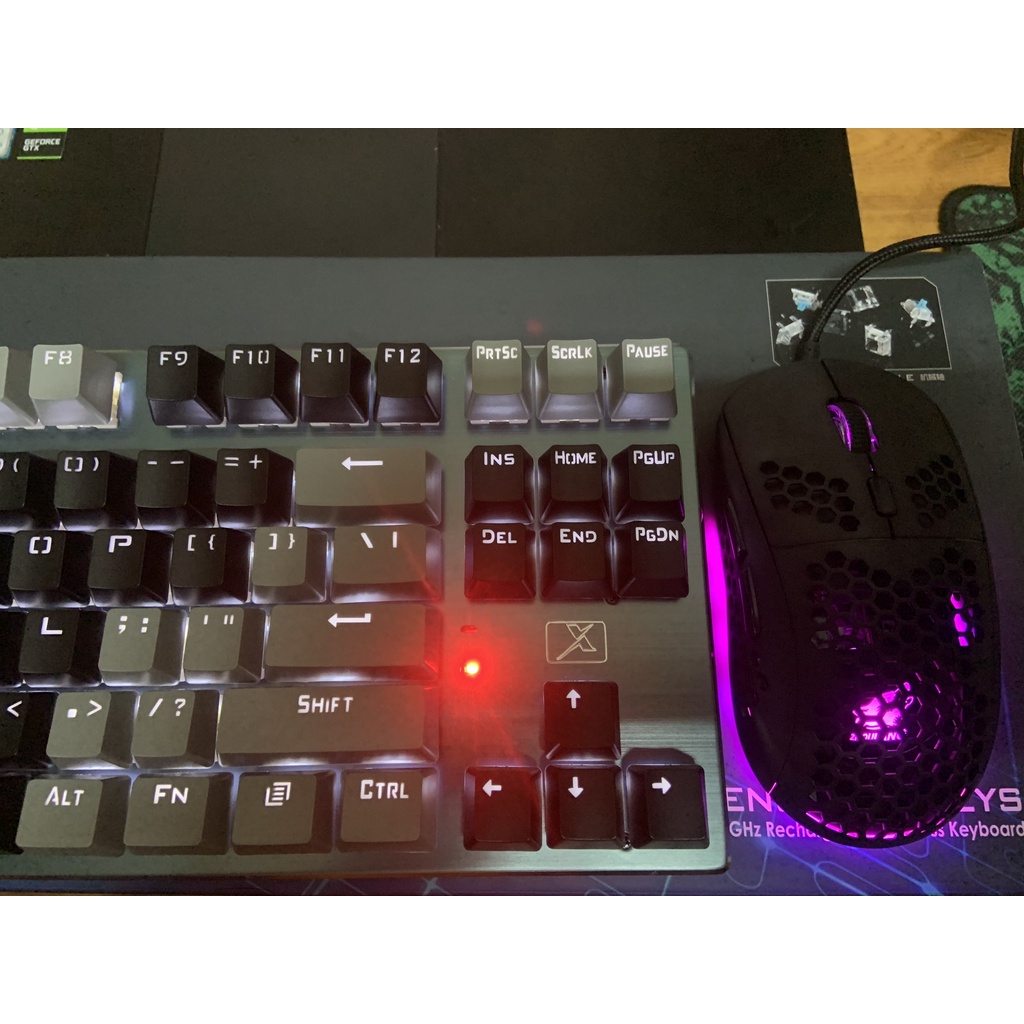 Chuột máy tính có dây - Chuột Gaming FreeWolf M8 - Đèn LED RGB Nhiều Chế Độ, DPI 6 Mức