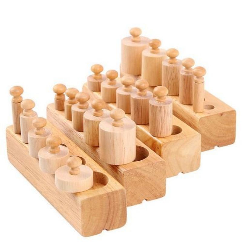 BỘ 4 thanh TRỤ NÚM MÀU cho bé chơi nhận biết