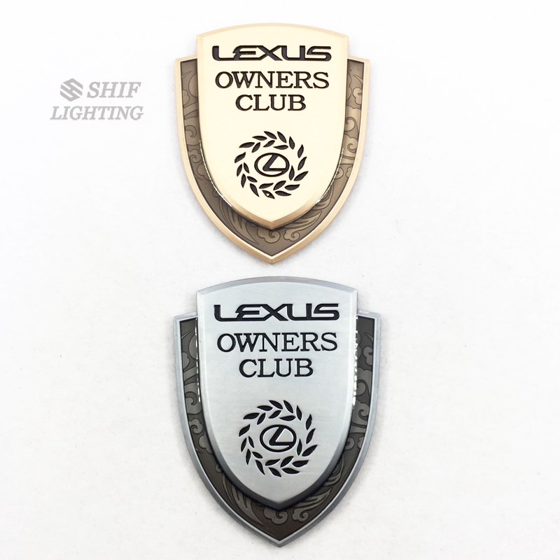 Logo màu vàng kim LEXUS OWNERS CLUB dành cho dòng xe Lexus