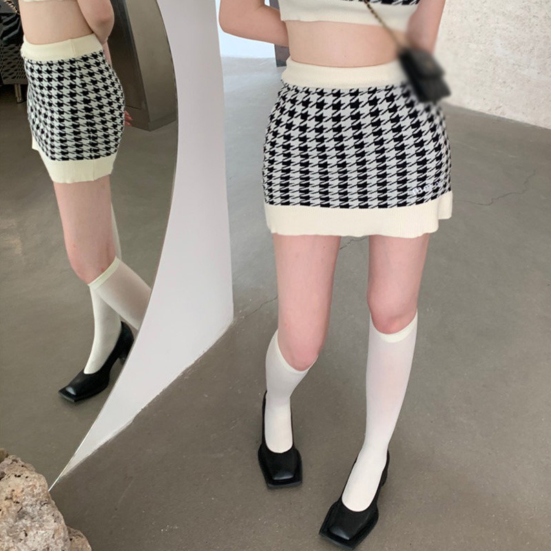 Bộ Áo Croptop Dệt Kim Hai Dây + Chân Váy Eo Cao Co Giãn Phong Cách Retro Hàn Quốc Quyến Rũ Dành Cho Nữ