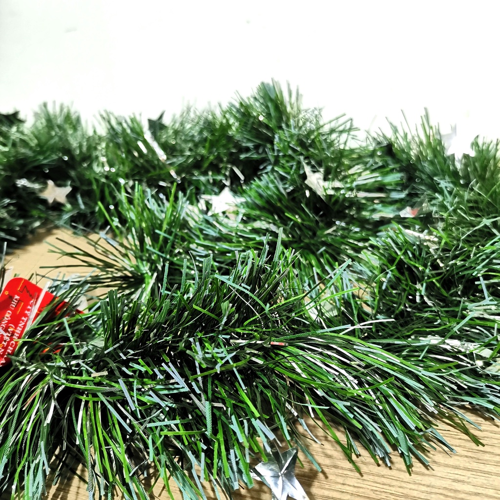 Sợi lá thông trang trí noel giáng sinh màu xanh chồn có ngôi sao dài 1m trang trí tường, cửa sổ, cửa ra vào