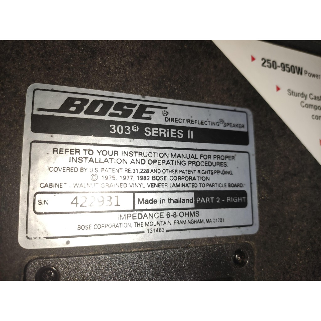 Loa BOSE 303 seri II Bass 25 cm,   Made in Thái Lan từ kép, chắc chắn, âm thanh nghe và hát hay.