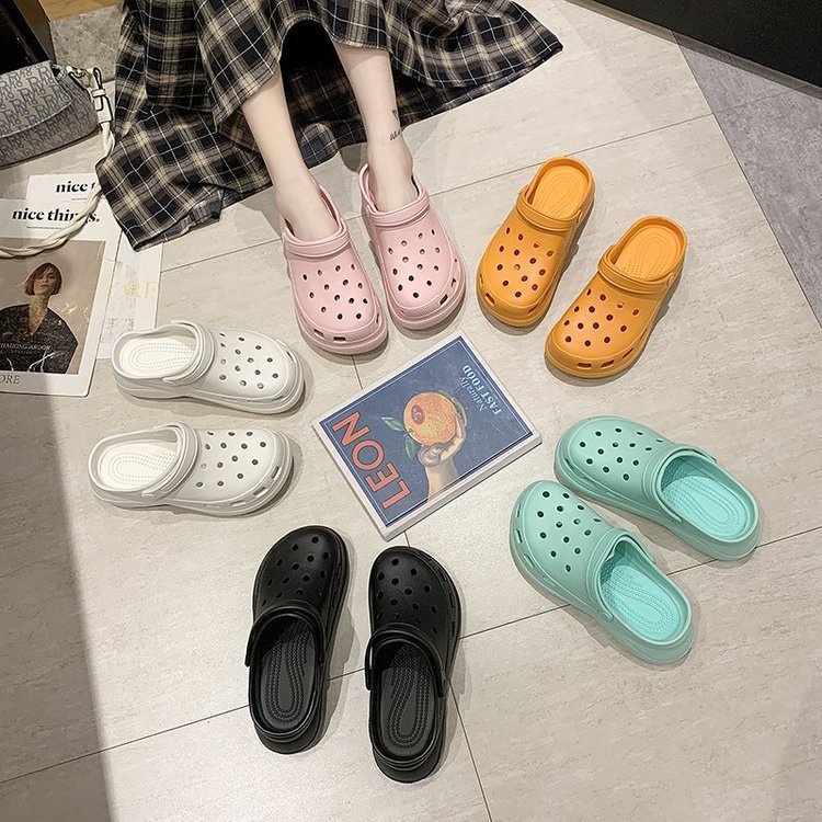 Giày Đi Biển Mùa Hè Năm 2021 Đế Dày Có Lỗ Xỏ Ngón Tăng Chiều Cao ISS731 Cho Nữ