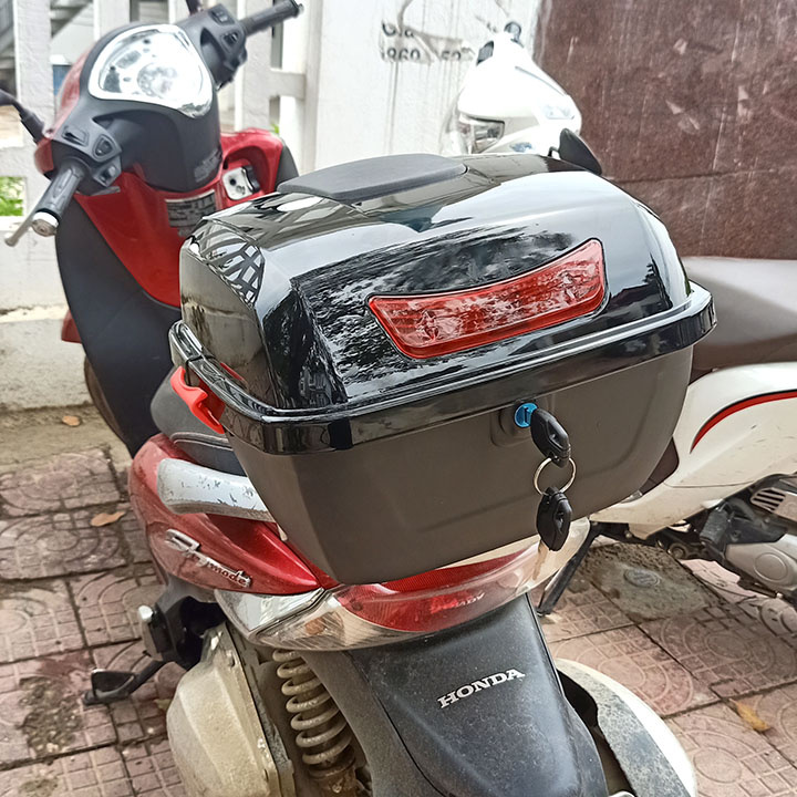 [Hàng Sẵn]Thùng Đựng Đồ Gắn Đuôi Xe Máy, Xe Điện TD04 - Phù hợp cho nhiều dòng xe