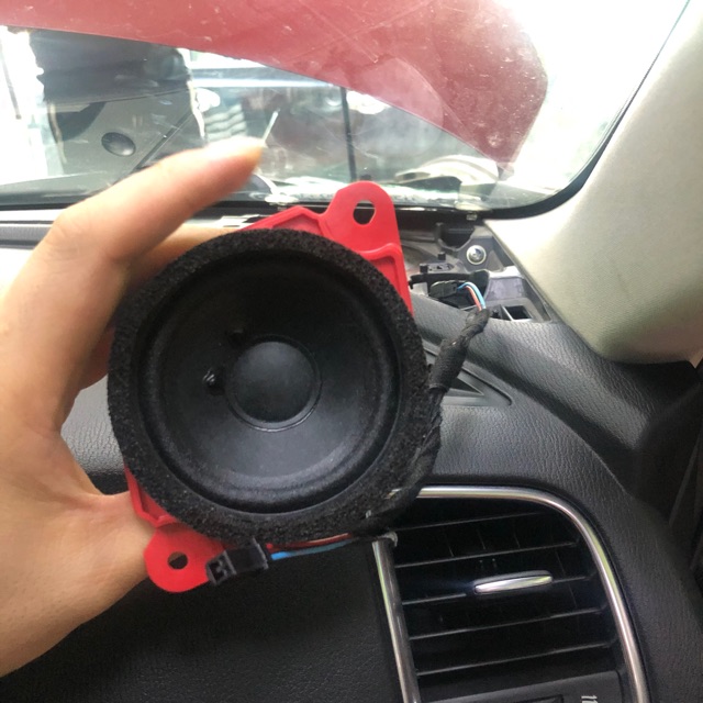 LOA TRUNG TÂM CHO MAZDA