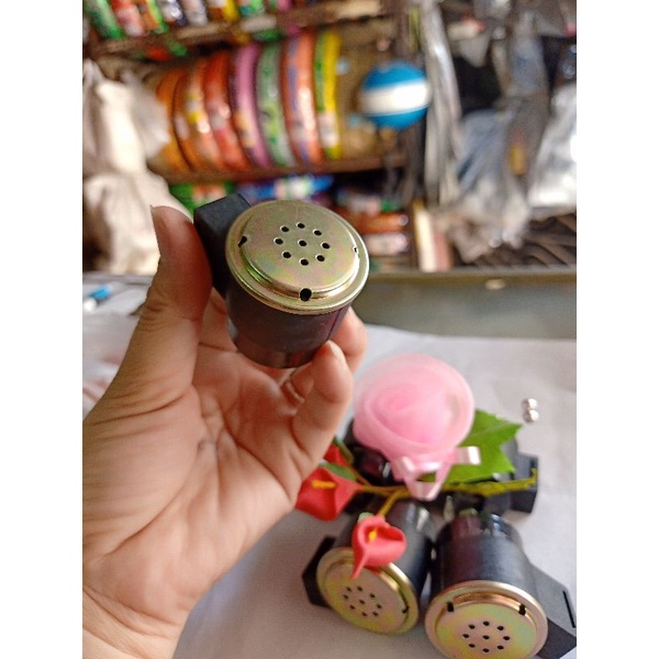 Cục chớp kêu xi nhan Ati