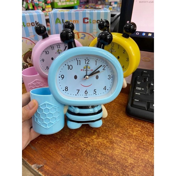 Đồng hồ báo thức cho bé hình ong kèm ống đựng bút