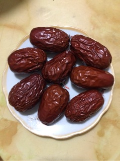 Táo đỏ tân cương size đại (1kg)