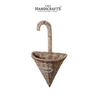 Giỏ cói cắm hoa hình chiếc ô | The handicrafts