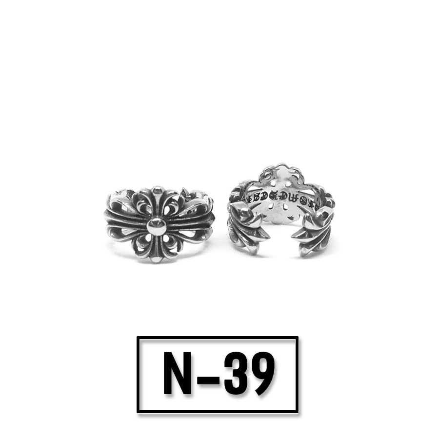 Nhẫn titan Chrome Heart hoạ tiết nổi bật - Mẫu N-39 - SUN ACCESSORIES