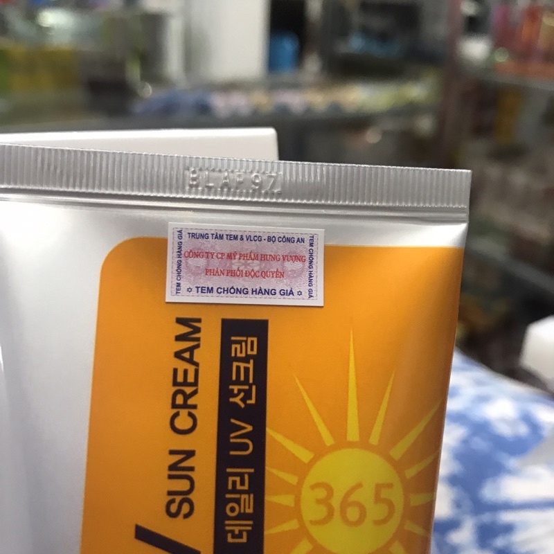 Kem chống nắng AppleCC Daily UV Sun Cream SPF50+ PA+++