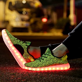Giày phát sáng màu vàng sần phát sáng 7 màu 11 chế độ đèn led phong cách Hàn Quốc