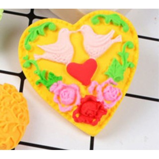 1 khuôn silicon hồng hình trái tim có đôi chim bồ câu dùng làm thạch rau câu, fondant trang trí