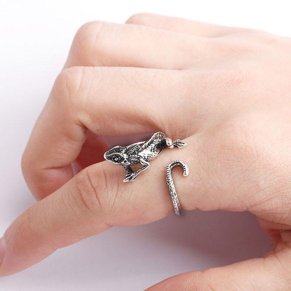 Nhẫn Hình Thằn Lằn Có Thể Điều Chỉnh Phong Cách Gothic