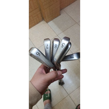 Gậy golf  bãi 70%