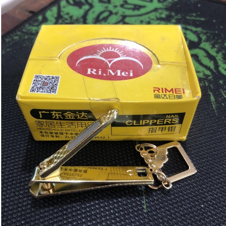 Hộp 12 Chiếc Bấm Móng Tay Vàng Bé Sịn