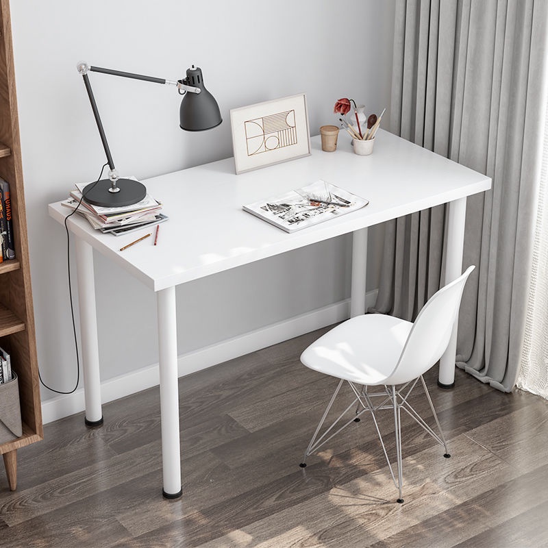 Bàn làm việc bằng gỗ phong cách tiện lợi phù hợp mọi không gian.GM62