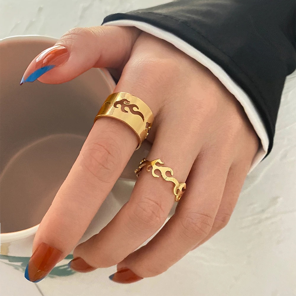 ✨✨Set 2 nhẫn đeo tay kim loại tạo hình ngọn lửa thời trang cho nam nữ